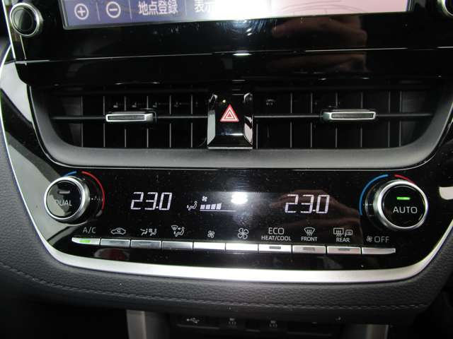 トヨタ カローラクロス　ハイブリッド １．８ ハイブリッド Ｚ Ｅ－ＦＯＵＲ ４ＷＤ R4年 (中国) 99