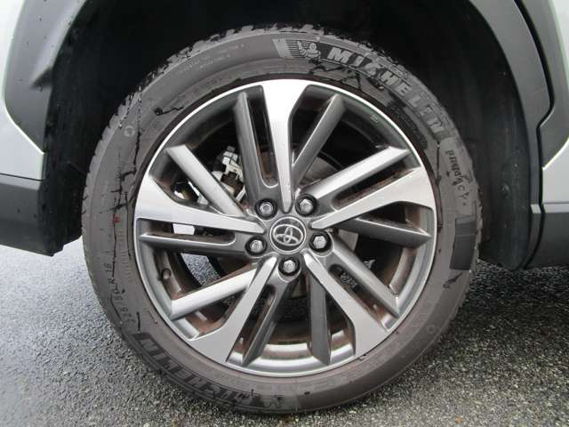 トヨタ カローラクロス　ハイブリッド １．８ ハイブリッド Ｚ Ｅ－ＦＯＵＲ ４ＷＤ R4年 (中国) 99