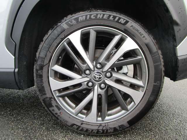 トヨタ カローラクロス　ハイブリッド １．８ ハイブリッド Ｚ Ｅ－ＦＯＵＲ ４ＷＤ R4年 (中国) 99