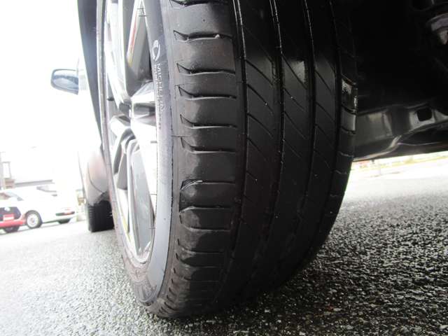 トヨタ カローラクロス　ハイブリッド １．８ ハイブリッド Ｚ Ｅ－ＦＯＵＲ ４ＷＤ R4年 (中国) 99