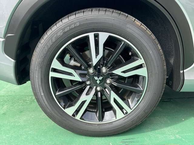 三菱 エクリプス　クロス １．５ Ｐ R5年 (東海) 99