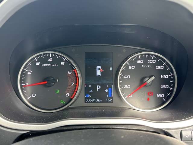 三菱 エクリプス　クロス １．５ Ｐ R5年 (東海) 99