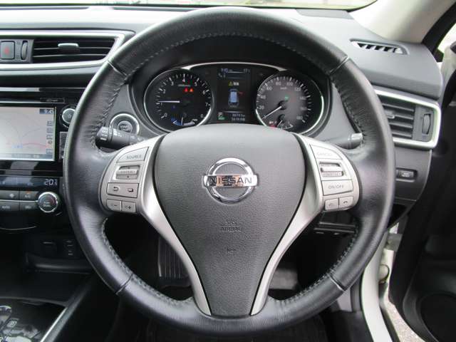 日産 エクストレイル　ハイブリッド ２．０ ２０Ｘ ハイブリッド エマージェンシーブレーキパッケージ H29年 (中国) 99