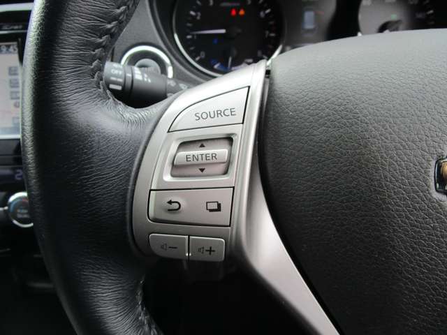 日産 エクストレイル　ハイブリッド ２．０ ２０Ｘ ハイブリッド エマージェンシーブレーキパッケージ H29年 (中国) 99