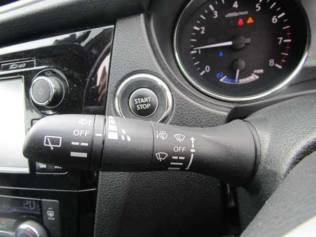 日産 エクストレイル　ハイブリッド ２．０ ２０Ｘ ハイブリッド エマージェンシーブレーキパッケージ H29年 (中国) 99