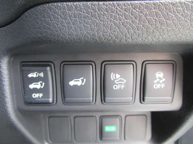 日産 エクストレイル　ハイブリッド ２．０ ２０Ｘ ハイブリッド エマージェンシーブレーキパッケージ H29年 (中国) 99