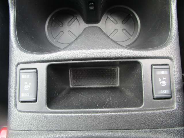 日産 エクストレイル　ハイブリッド ２．０ ２０Ｘ ハイブリッド エマージェンシーブレーキパッケージ H29年 (中国) 99