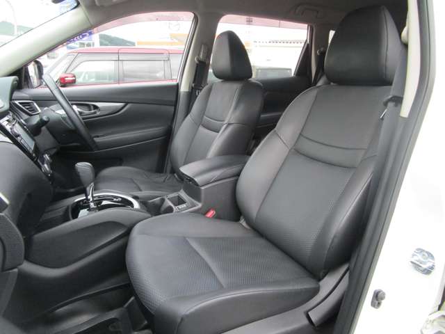 日産 エクストレイル　ハイブリッド ２．０ ２０Ｘ ハイブリッド エマージェンシーブレーキパッケージ H29年 (中国) 99