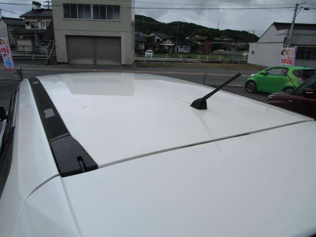 日産 エクストレイル　ハイブリッド ２．０ ２０Ｘ ハイブリッド エマージェンシーブレーキパッケージ H29年 (中国) 99