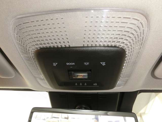 トヨタ プリウス ２．０ Ｚ R5年 (中国) 99