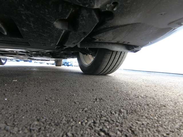 トヨタ プリウス ２．０ Ｚ R5年 (中国) 99