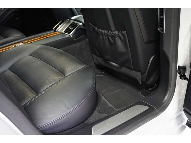 ポルシェ パナメーラ ４ ＰＤＫ ４ＷＤ H27年 (北海道) 99