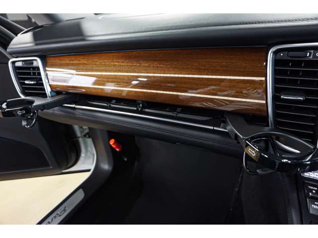 ポルシェ パナメーラ ４ ＰＤＫ ４ＷＤ H27年 (北海道) 99