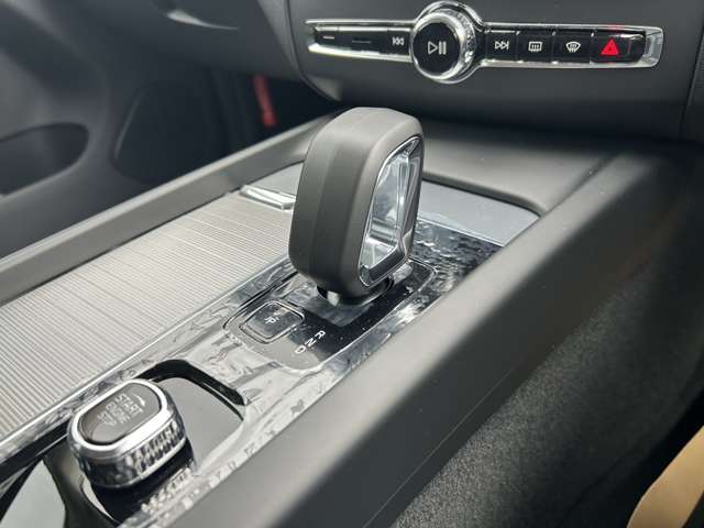 ボルボ ＸＣ６０ プラス　Ｂ５ R7年 (東北) 99