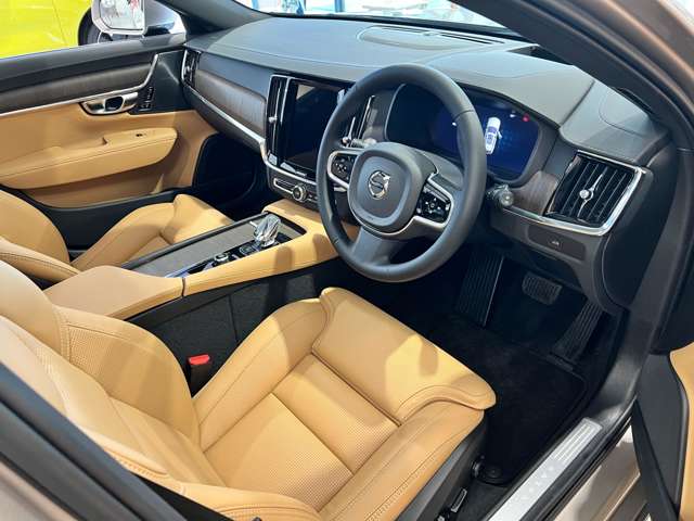 ボルボ Ｖ９０ アルティメット　Ｂ５ R6年 (東北) 99