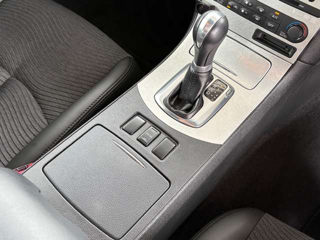 日産 スカイライン ２．５ ２５０ＧＴ ＦＯＵＲ ４ＷＤ H21年 (東北) 99