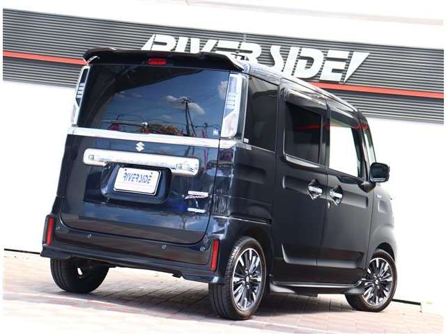 スズキ スペーシア ６６０ カスタム ハイブリッド ＸＳターボ R1年 () 99