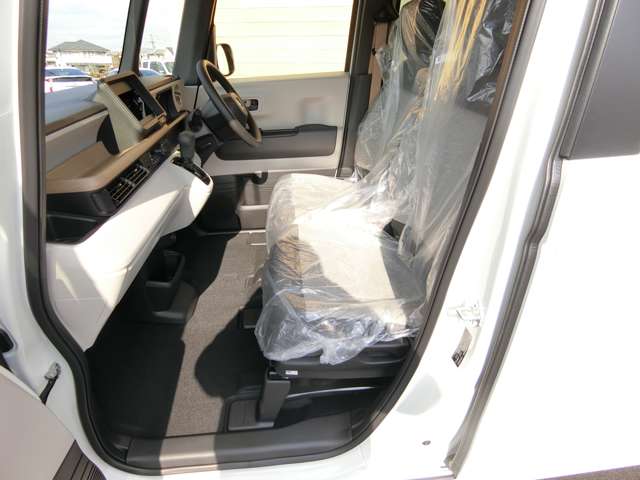 ホンダ Ｎ　ＢＯＸ ６６０ R6年 (中国) 99