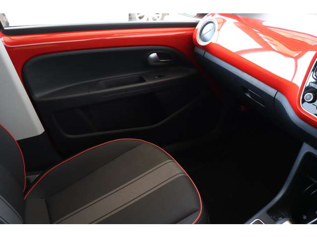 フォルクスワーゲン ＵＰ！ ＯＲＡＮＧＥ ＵＰ！ H26年 (近畿) 99