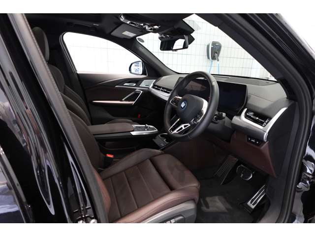 ＢＭＷ ｉＸ２ Ｘドライブ３０ Ｍスポーツ ４ＷＤ R6年 (近畿) 99