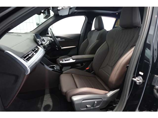 ＢＭＷ ｉＸ２ Ｘドライブ３０ Ｍスポーツ ４ＷＤ R6年 (近畿) 99