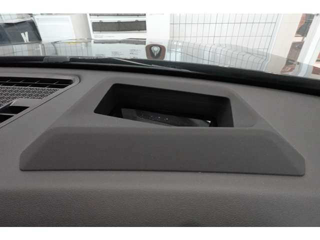 ＢＭＷ ｉＸ２ Ｘドライブ３０ Ｍスポーツ ４ＷＤ R6年 (近畿) 99