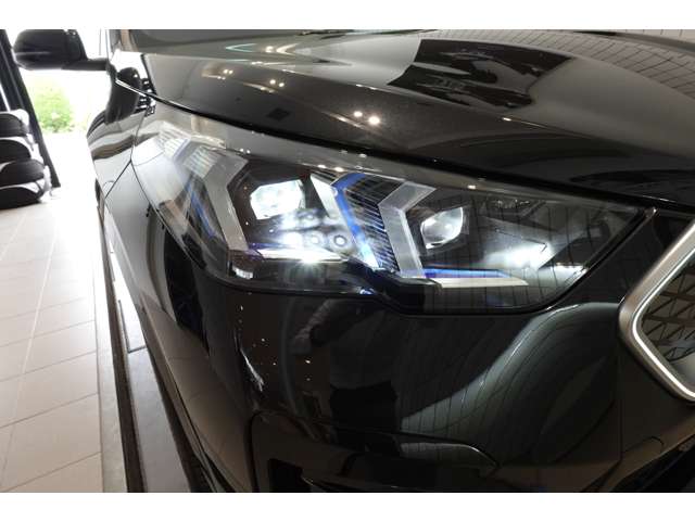 ＢＭＷ ｉＸ２ Ｘドライブ３０ Ｍスポーツ ４ＷＤ R6年 (近畿) 99