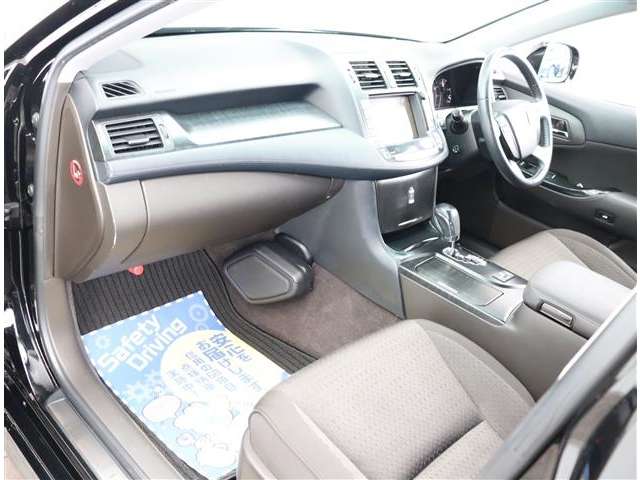 トヨタ クラウンアスリート ２．５ ナビパッケージ H21年 (関東) 99