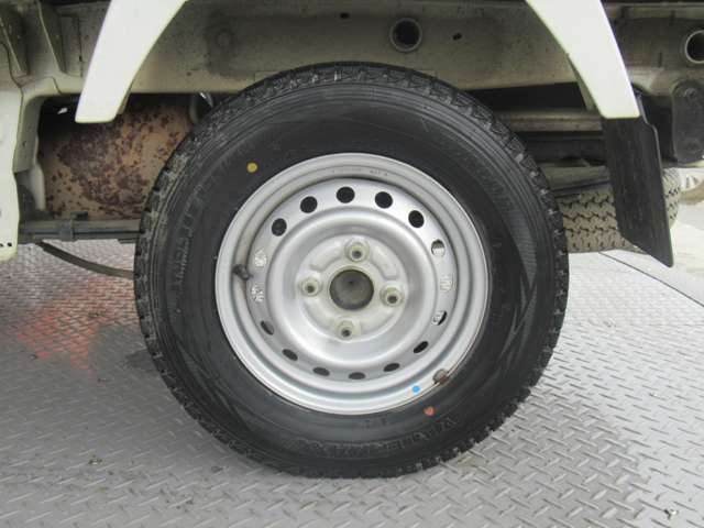 スズキ キャリイトラック ６６０ ＫＣエアコン・パワステ ３方開 オートギヤシフト車 ４ＷＤ H27年 (東北) 99