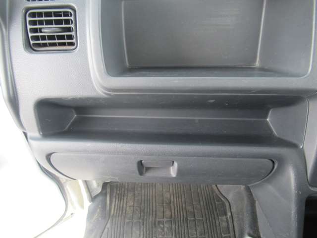 スズキ キャリイトラック ６６０ ＫＣエアコン・パワステ ３方開 オートギヤシフト車 ４ＷＤ H27年 (東北) 99