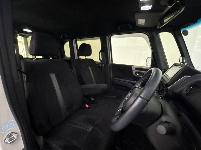 ホンダ Ｎ　ＢＯＸ カスタム ６６０ Ｌ R5年 (東海) 99