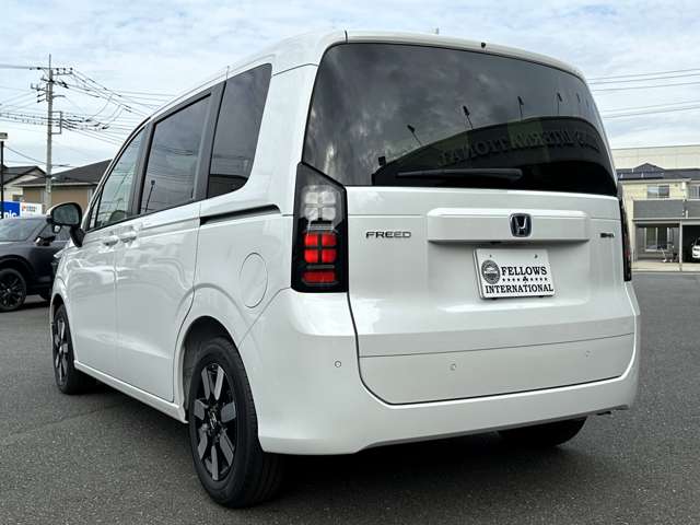 ホンダ フリード　ハイブリッド １．５ Ｅ：ＨＥＶ エアー ＥＸ R7年 (関東) 99