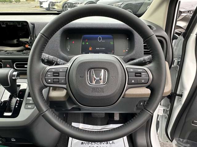 ホンダ フリード　ハイブリッド １．５ Ｅ：ＨＥＶ エアー ＥＸ R7年 (関東) 99