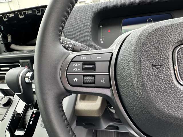 ホンダ フリード　ハイブリッド １．５ Ｅ：ＨＥＶ エアー ＥＸ R7年 (関東) 99