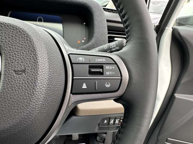 ホンダ フリード　ハイブリッド １．５ Ｅ：ＨＥＶ エアー ＥＸ R7年 (関東) 99