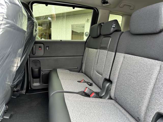 ホンダ フリード　ハイブリッド １．５ Ｅ：ＨＥＶ エアー ＥＸ R7年 (関東) 99