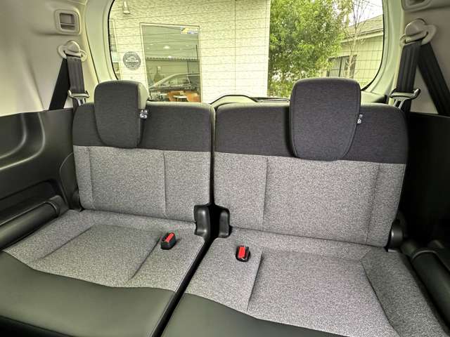 ホンダ フリード　ハイブリッド １．５ Ｅ：ＨＥＶ エアー ＥＸ R7年 (関東) 99