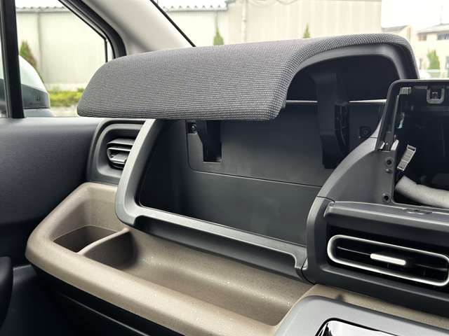 ホンダ フリード　ハイブリッド １．５ Ｅ：ＨＥＶ エアー ＥＸ R7年 (関東) 99