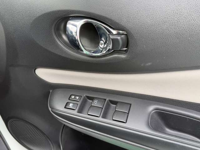 日産 ノート １．２ Ｅ－ＰＯＷＥＲ Ｘ R1年 (九州・沖縄) 99