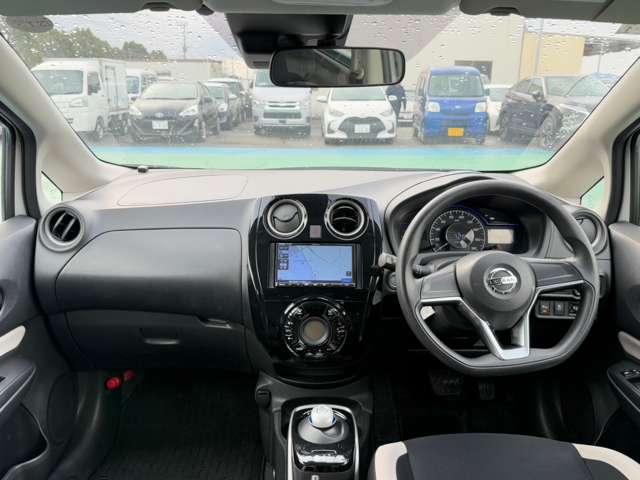 日産 ノート １．２ Ｅ－ＰＯＷＥＲ Ｘ R1年 (九州・沖縄) 99