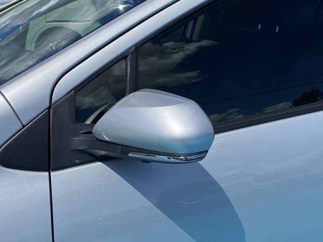 トヨタ アクア １．５ Ｓ スタイルブラック R3年 (九州・沖縄) 99