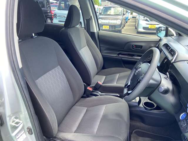 トヨタ アクア １．５ Ｓ スタイルブラック R3年 (九州・沖縄) 99