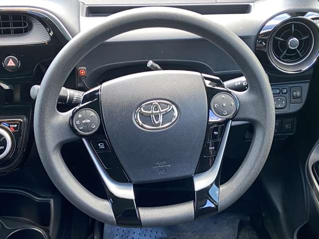 トヨタ アクア １．５ Ｓ スタイルブラック R3年 (九州・沖縄) 99