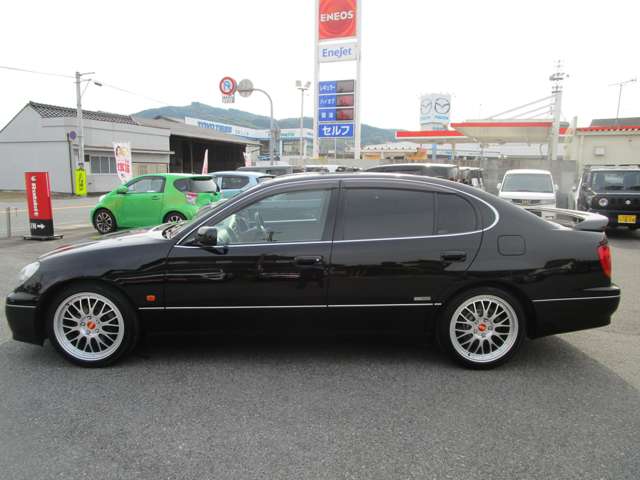 トヨタ アリスト ３．０ Ｓ３００ベルテックスエディション H13年 (中国) 99