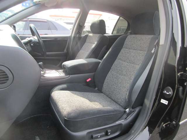 トヨタ アリスト ３．０ Ｓ３００ベルテックスエディション H13年 (中国) 99