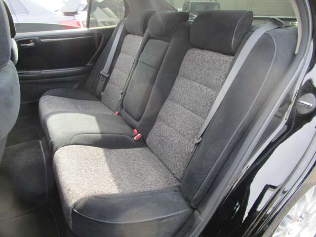 トヨタ アリスト ３．０ Ｓ３００ベルテックスエディション H13年 (中国) 99