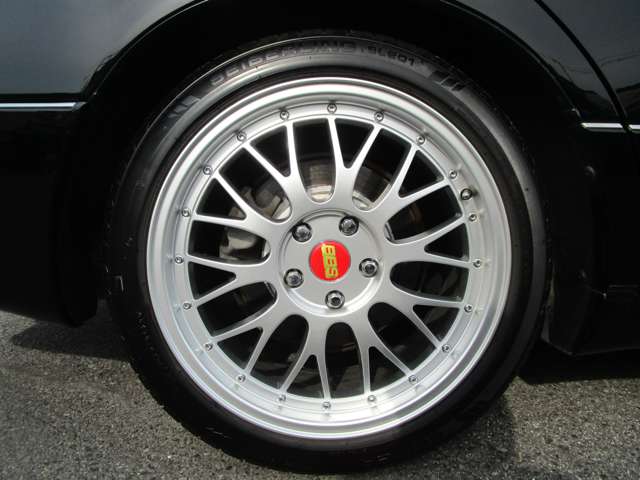 トヨタ アリスト ３．０ Ｓ３００ベルテックスエディション H13年 (中国) 99