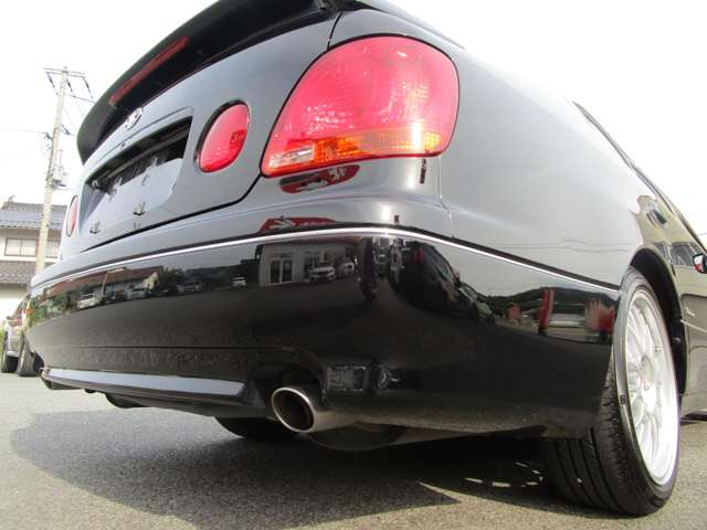 トヨタ アリスト ３．０ Ｓ３００ベルテックスエディション H13年 (中国) 99