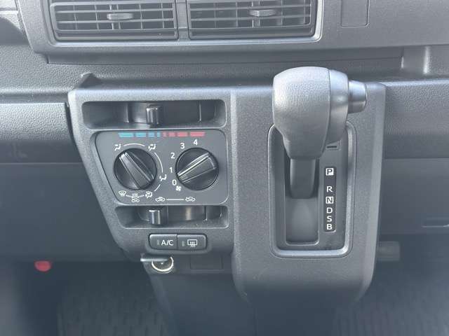 ダイハツ ハイゼットカーゴ ６６０ クルーズターボ R6年 (東海) 99