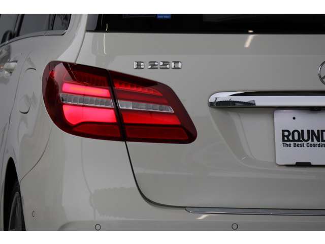 メルセデスベンツ Ｂクラス Ｂ２５０ ４マティック スポーツ ４ＷＤ H27年 (近畿) 99